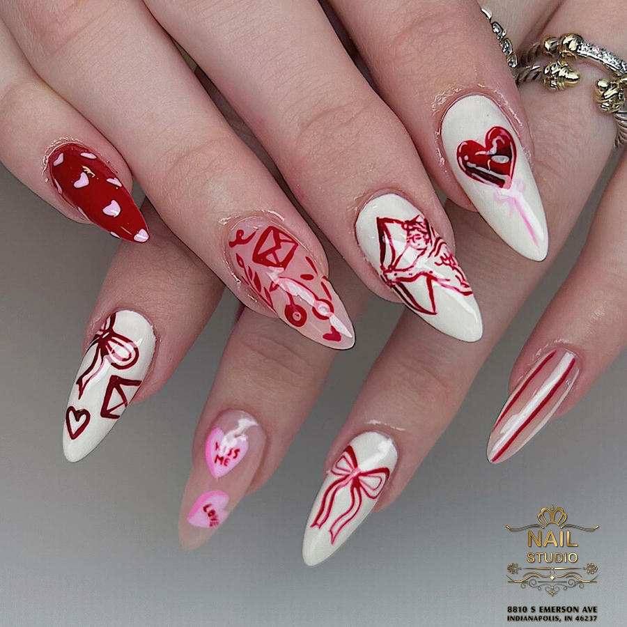 nail design by Nail Studio